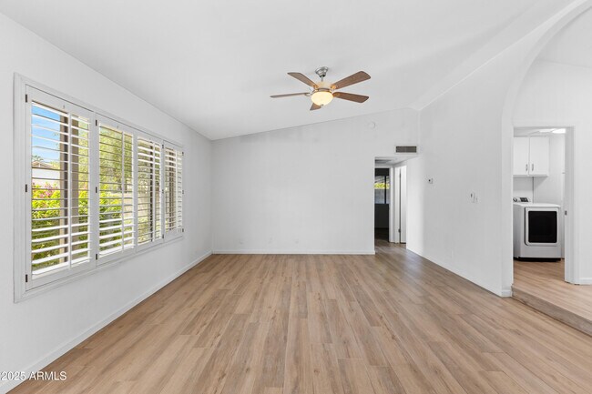 Building Photo - 8943 E Friess Dr