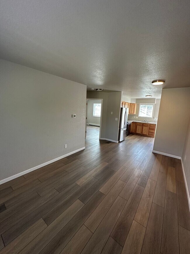 Building Photo - DH4937