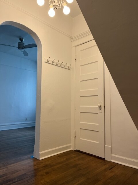 Spare Room Closet Closed - 1655 N Francisco Ave