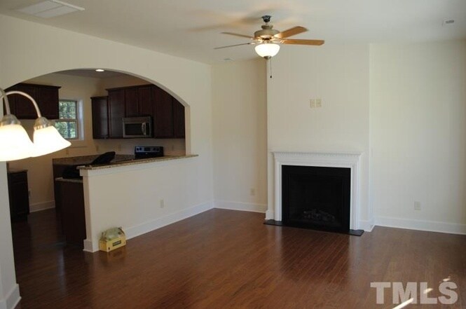 Open living and dining room - 2908 New Hill Park Rd