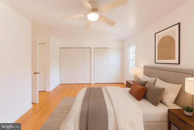 Building Photo - 16 Orchard Dr