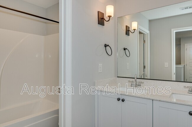 Building Photo - 5352 Nikki Way