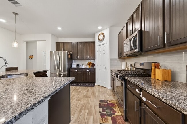 Building Photo - 5724 Texas Sage Dr