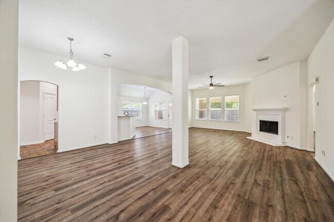 Building Photo - 6949 Hamilton Falls Ln