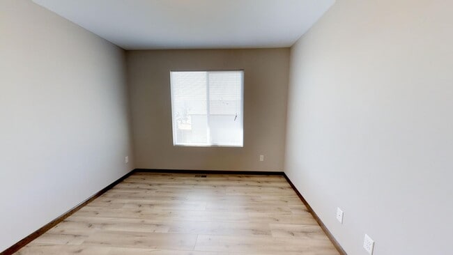 Building Photo - 8720 E Harry St