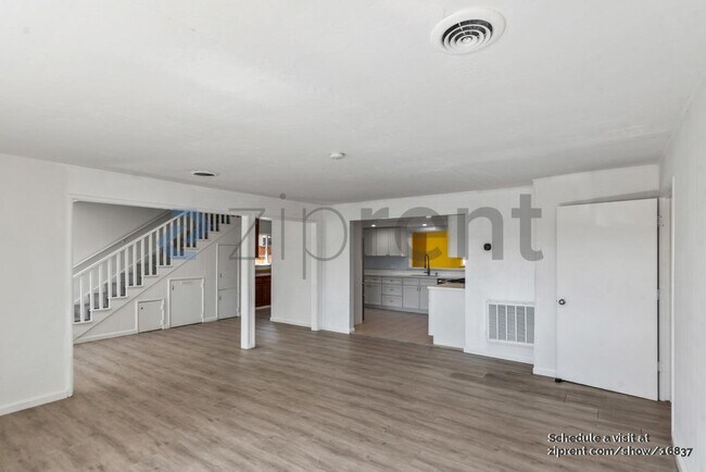 Building Photo - 1967 Solano Way