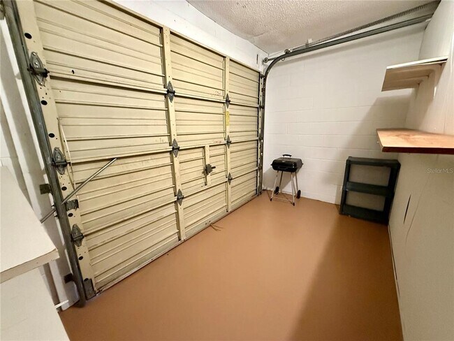 Building Photo - 34 Cedar Dr