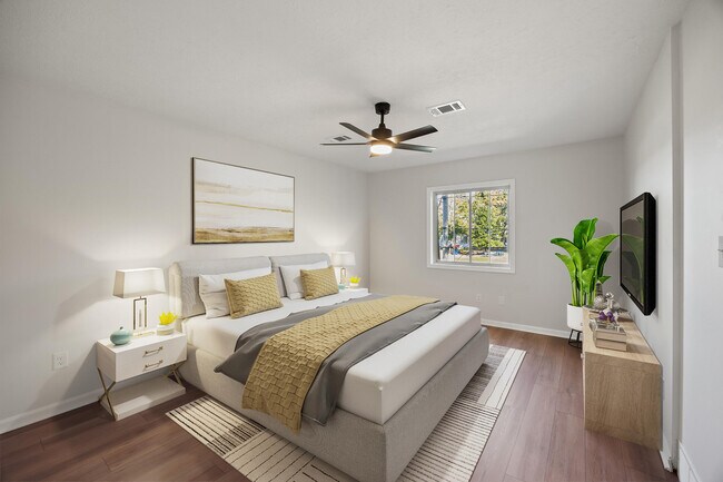 Building Photo - 3368 Montavesta Rd