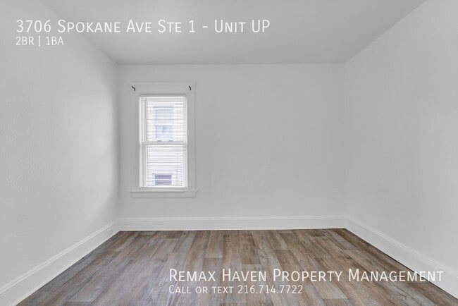 Building Photo - 3706 Spokane Ave Up  - Spacious 2 bed 1 ba...