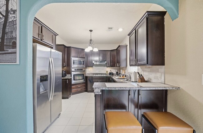 Building Photo - All-Inclusive Room in Stylish Kempsville Condo w/ Garage