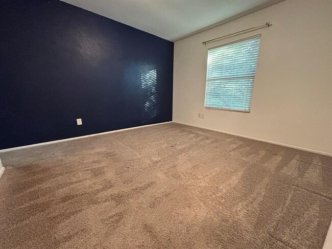 Building Photo - 1209 S Trace Dr