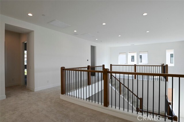 Building Photo - 20552 Edgewood Ct