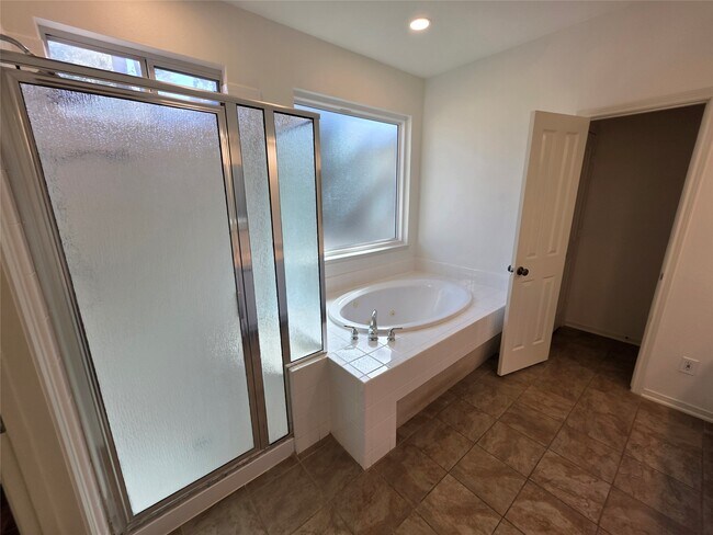 Building Photo - 46 Dalea Pl