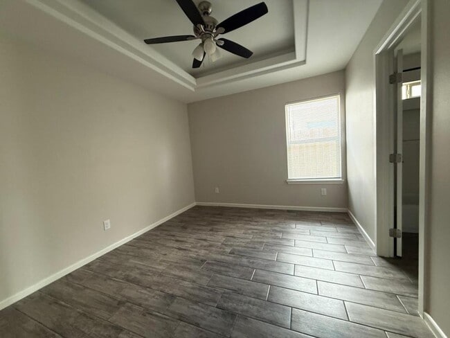 Building Photo - 3802 Bella Costa Dr