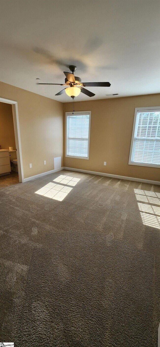 Building Photo - 152 Middleton Park Ln