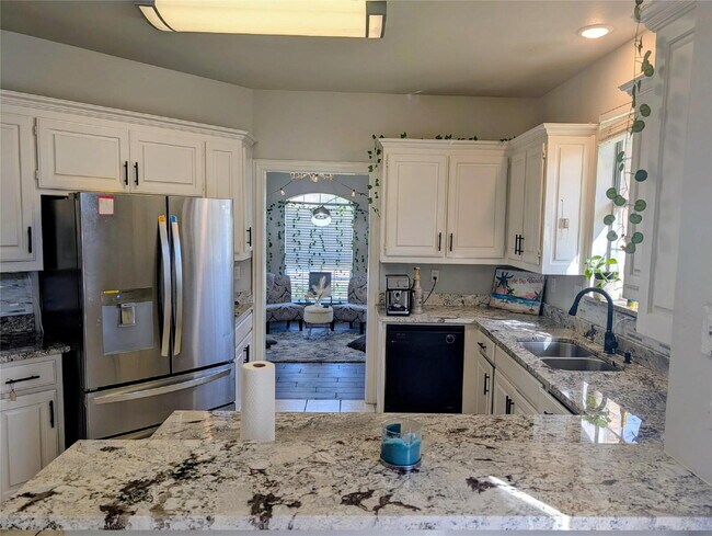 Building Photo - Exceptional Home in Arlington – Great Layout & Prime Location