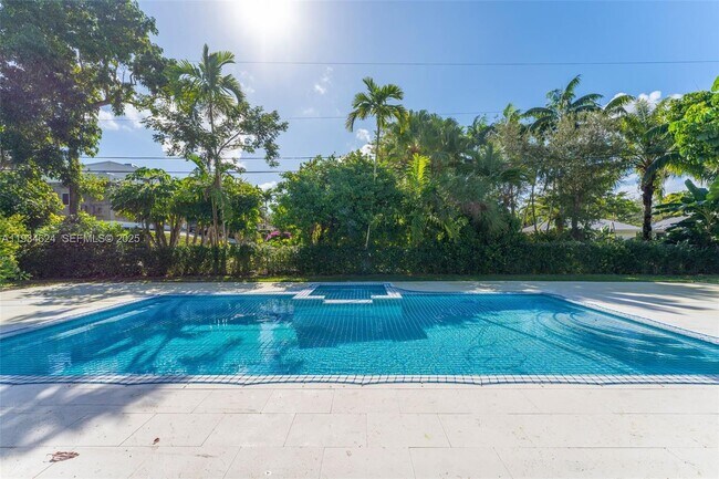 Building Photo - 7760 SW 125th Terrace