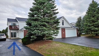 Building Photo - 10356 Clearwing Ln