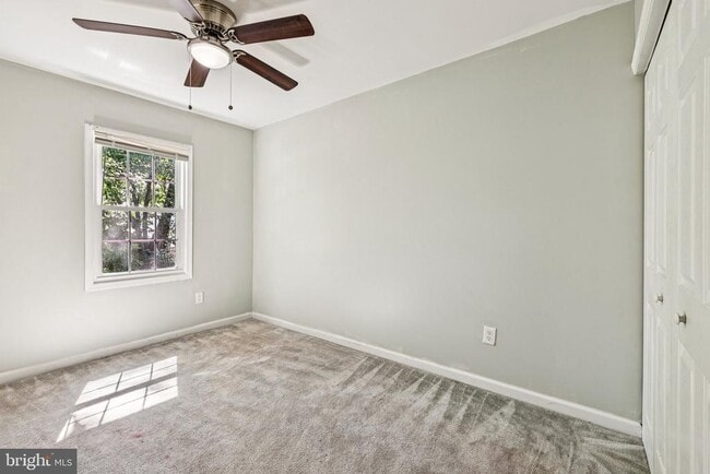 Building Photo - 2905 Wren Ct