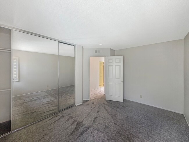 Building Photo - Spacious Oceanside Retreat with Pool, Spa,...