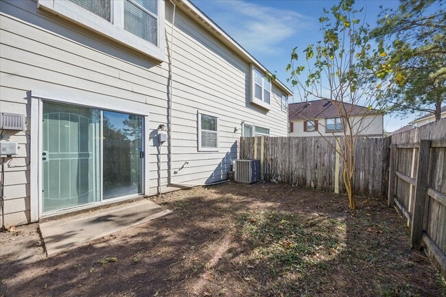 Building Photo - 8102 Fisher Glen Ln