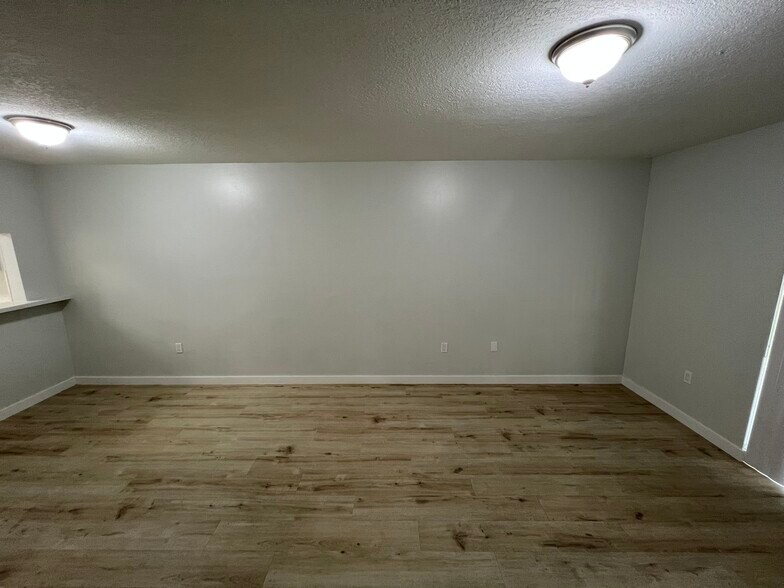 Building Photo - 11301 SW 200th St