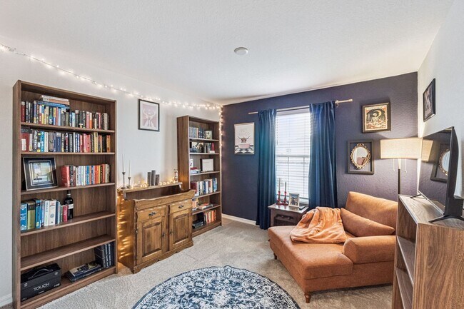 Building Photo - Beautiful 3/2.5/2 Home in St. Cloud