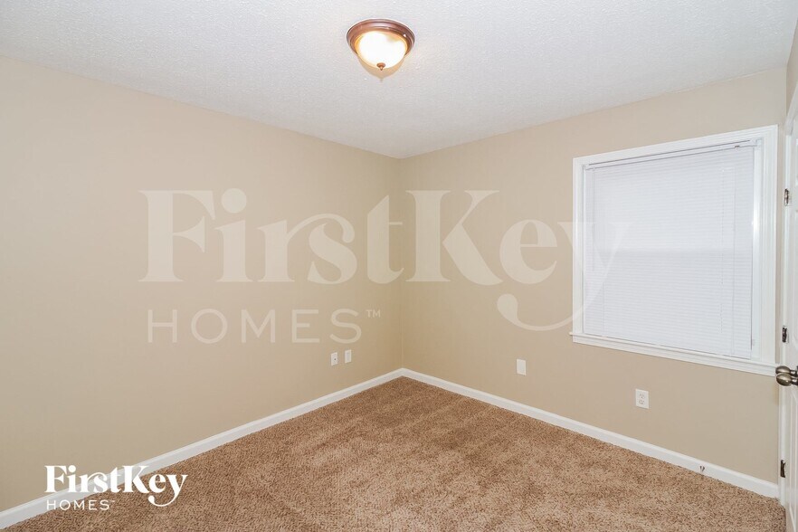 Building Photo - 647 Wheatley Cove