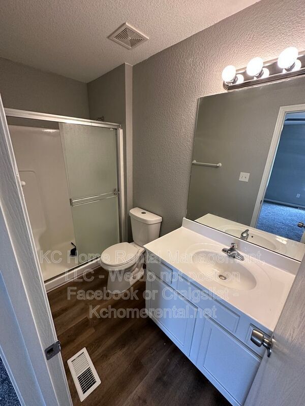 Building Photo - 503 SW 4 St