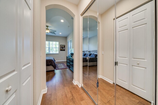 Building Photo - 8348 NW 127th Ln