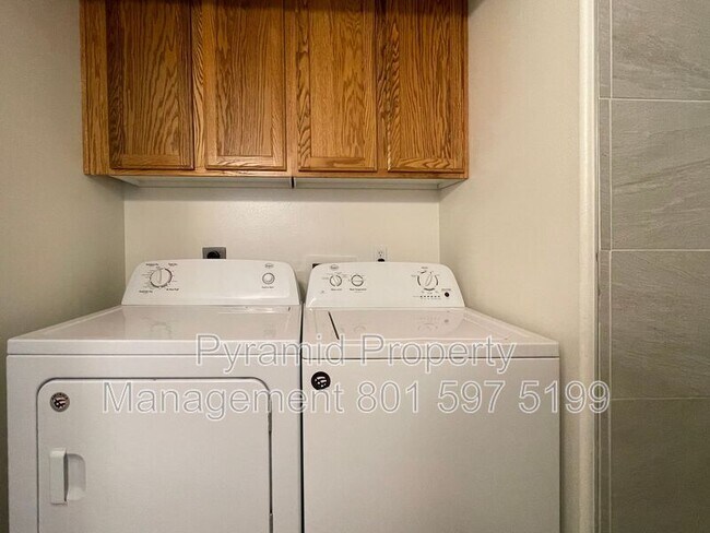 Building Photo - 1433 S 430 W