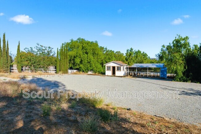 Building Photo - 30605 De Portola Rd