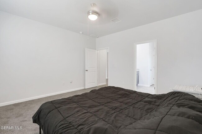Building Photo - 1122 Gallium Ave