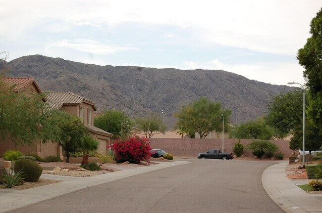 Building Photo - COMING SOON...EXCELLENT 3 BED 2 BATH HOME ...