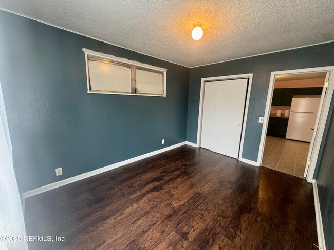 Building Photo - 3535 Rosselle St