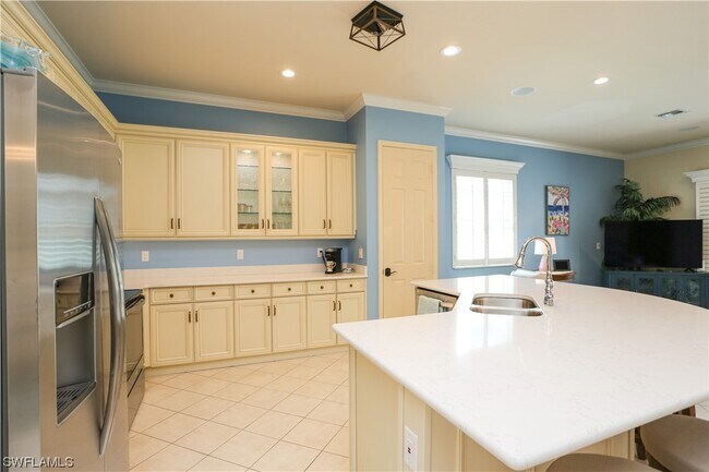 Building Photo - 3855 Jungle Plum Dr E