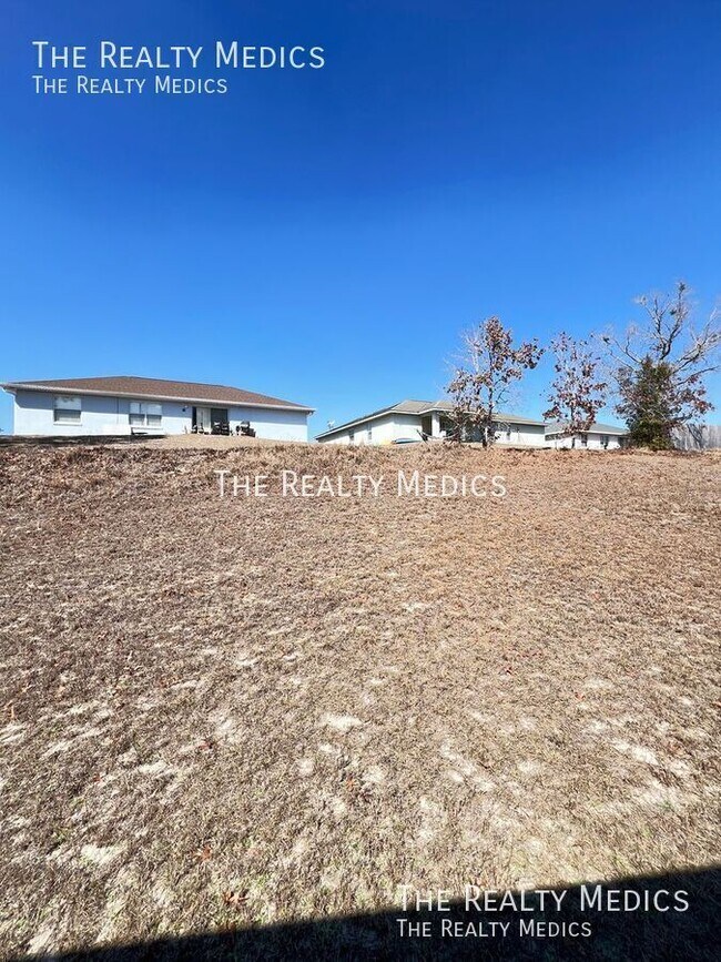 Building Photo - 8341 SW 135th Loop