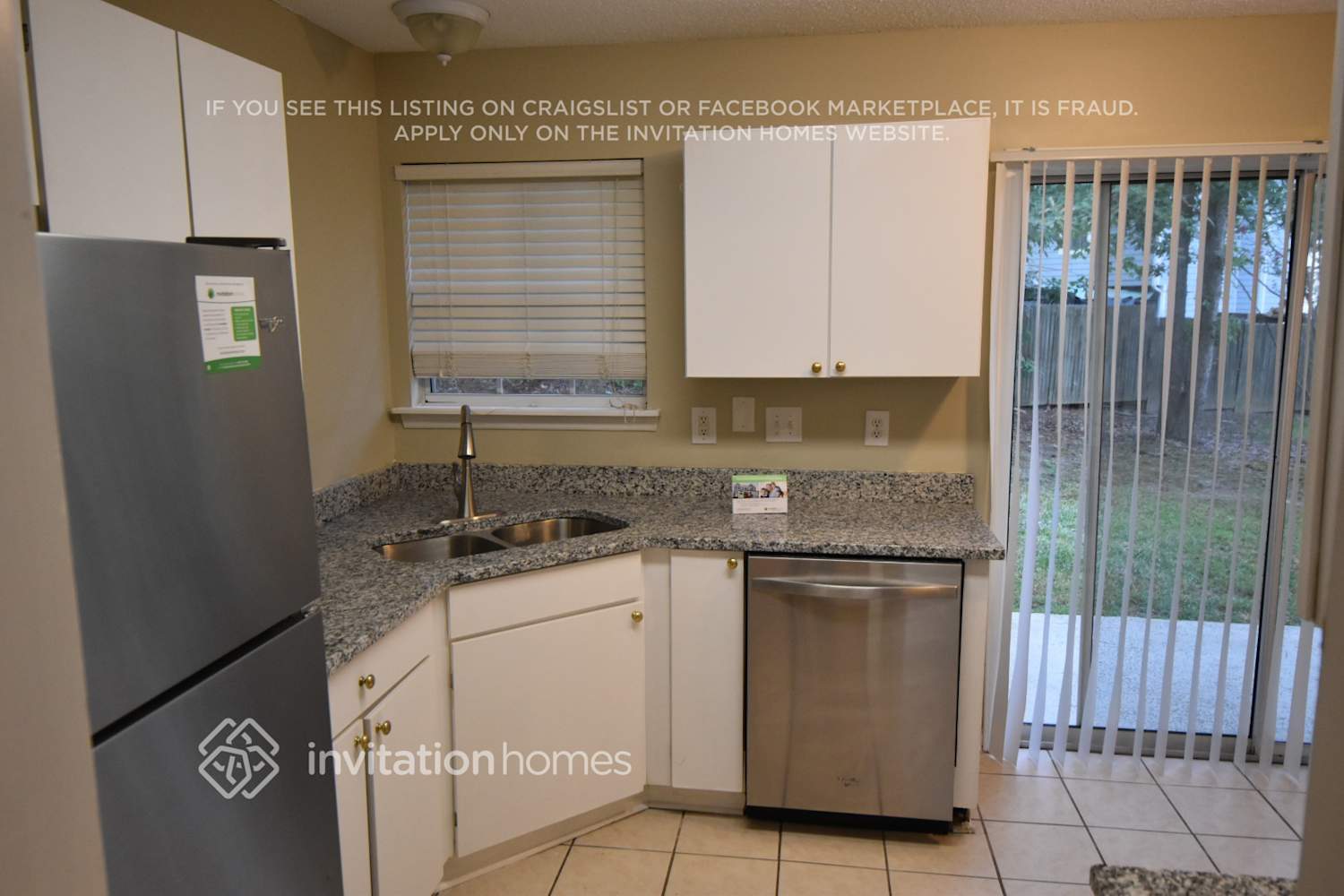 Building Photo - 4 Halsey Pl