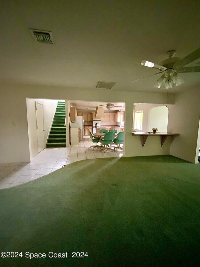 Building Photo - 190 Richards Rd