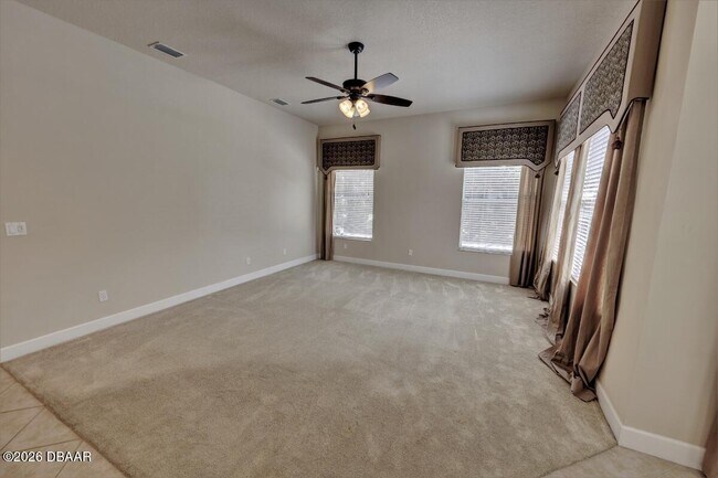 Building Photo - 1207 Hampstead Ln