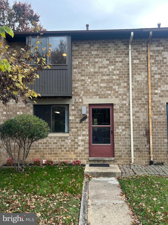 Building Photo - 7051 Knighthood Ln