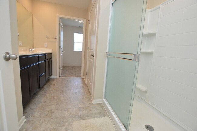 Building Photo - 6816 Cobble Spgs Ln