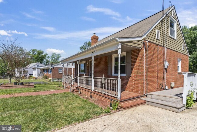 Building Photo - 7596 Amherst Dr