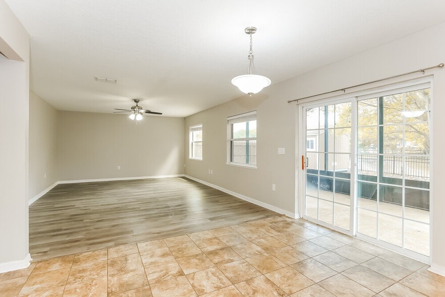 Building Photo - 9350 Caracara Drive