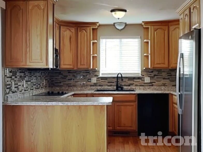 Building Photo - 8495 W 78th Cir