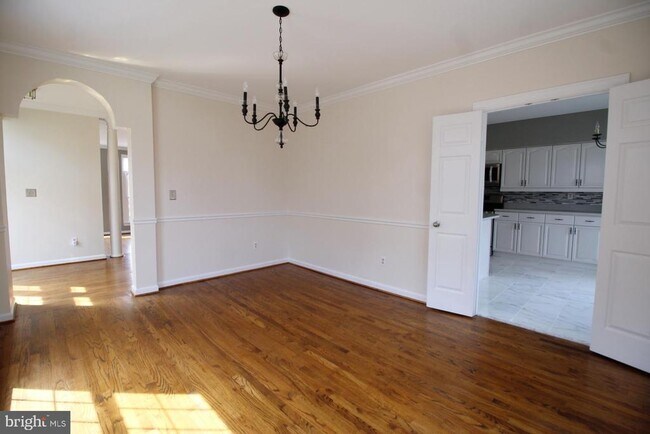 Building Photo - 6423 Little Potters Ln