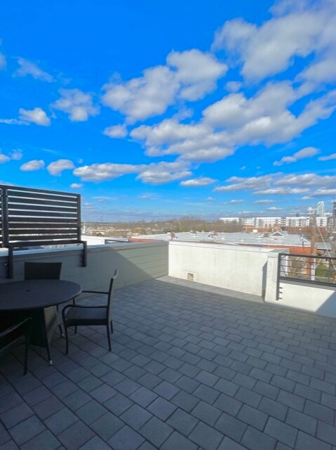 Building Photo - 418 Southend Crossing Ln