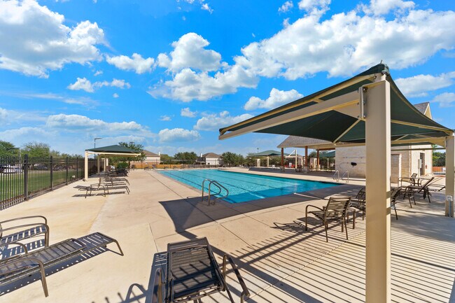 Building Photo - Spacious 4-Bed Home with Island Kitchen, Private Patio & Fenced Yard in Schertz