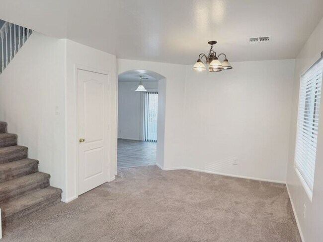 Building Photo - 4 BED, 2.5 BATH HOME IN CIRCLE CROSS RANCH SAN TAN VALLEY, AZ