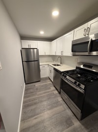 Building Photo - 264 E Cliveden St